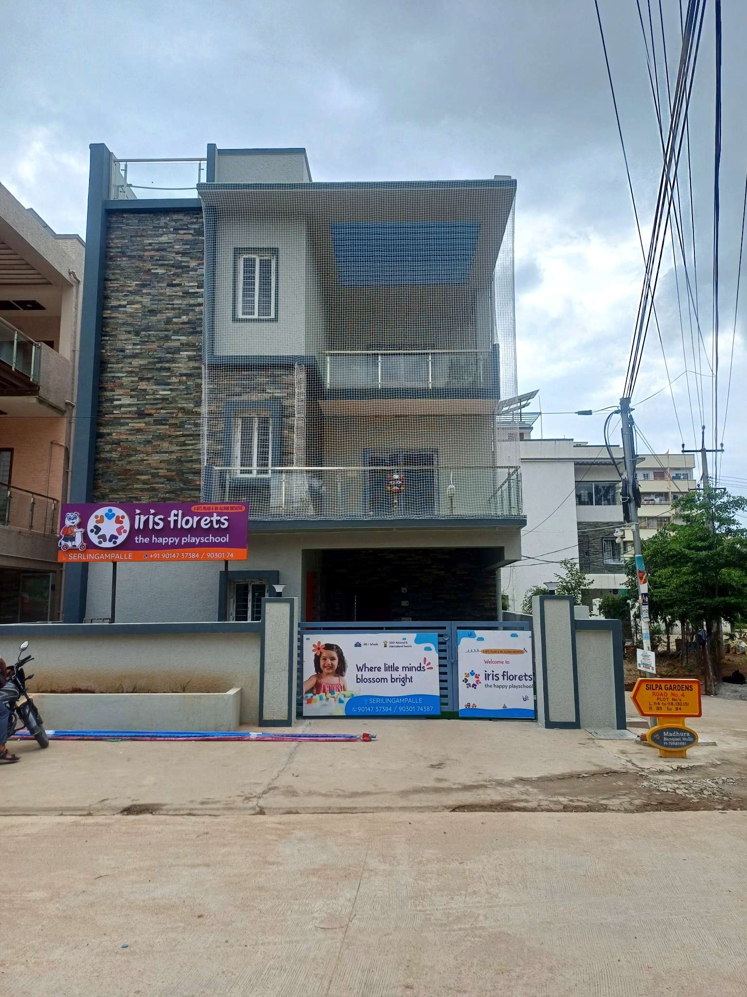 Building Image of Best preschool near SilpaGardens, Serilingampalle